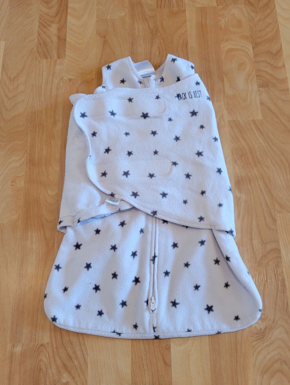 Halo Fleece Sleepsack Swaddle White Stars Size Newborn 0-3 Months